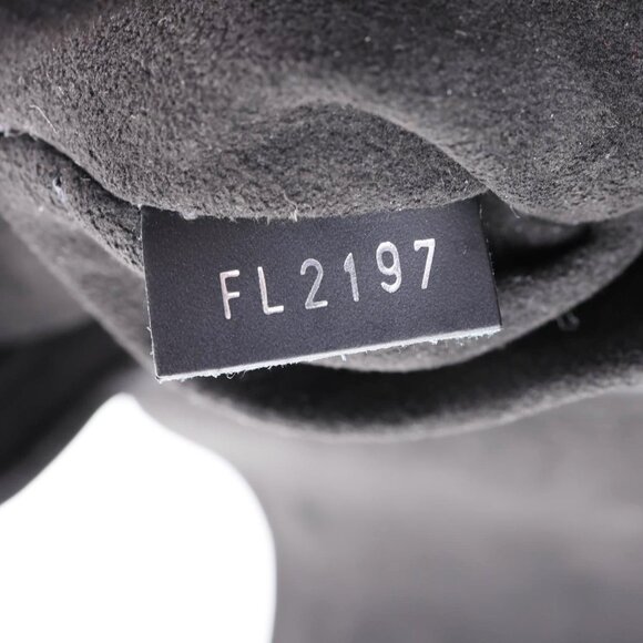 Louis Vuitton  Twist PM Floral Epi Leather Crossbody Bag White - Picture 15 of 15